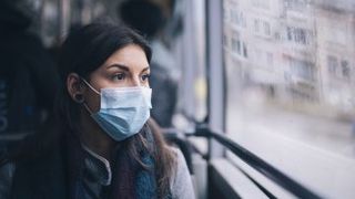 OMS avertizează țările cu număr ridicat de cazuri Covid să nu amâne introducerea restricțiilor