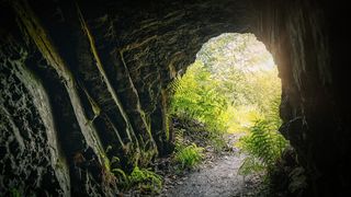 Povestea cutremurătoare a unui bărbat din Oradea: ”Am băut apă din zidul muntelui”