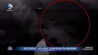 Accident violent surprins în imagini