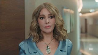 viata-ca-un-film-ce-pasiuni-are-zerrin-tekindor-actrita-din-serialul-doctorul-minune-de-la-kanal-d