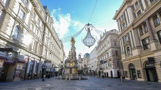 Europa ia măsuri pentru izolarea persoanelor nevaccinate de restul societății