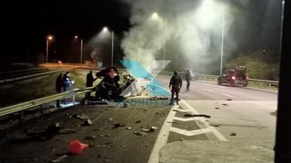 Un șofer din Republica Moldova a făcut dezastru pe o autostradă din Grecia: 7 morți și alți 8 răniți, după o urmărire ca în filme cu poliția