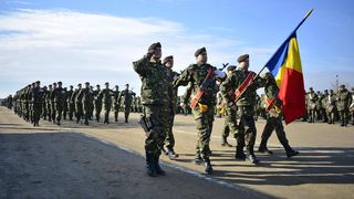 VIDEO | Parada militară de 1 Decembrie 2021: La ce oră începe ceremonia de defilare?