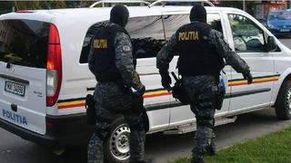 VIDEO | Razie de amploare în România făcută de DIICOT: sute de percheziții la traficanți de droguri, grupări infracționale specializate în criminalitate informaţională sau la instituții