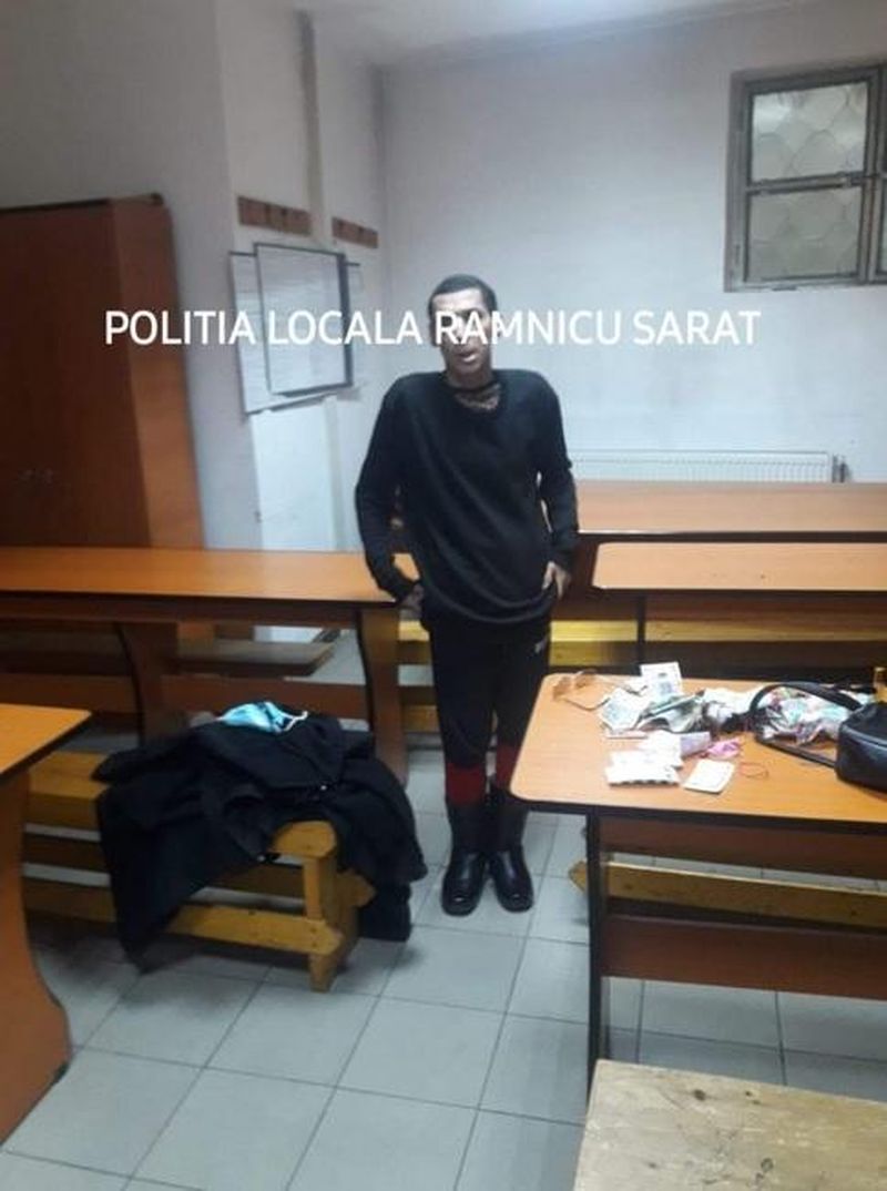 Un tânăr din Bacău care și-a dorit să facă bani rapid s-a deghizat în măicuță și a început să cerșească. Cum l-au prins polițiștii