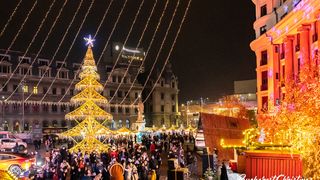 VIDEO| Aglomerație la Târgul de Crăciun din București. Accesul este permis doar cu bilet și certificat verde Covid