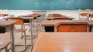 Sindicatele din învăţământ avertizează că testele din salivă nu respectă regulile sanitare