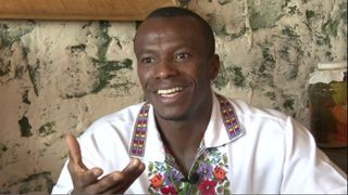 VIDEO |  Povestea de viață a lui Banto, brazilianul care s-a stabilit &icirc;mpreună cu soția de 13 ani &icirc;n Rom&acirc;nia; &bdquo;Mă simt rom&acirc;n!&rdquo;