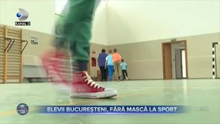Elevii bucureșteni, fără mască la sport