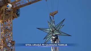 Stea uriașă pe Sagrada Familia