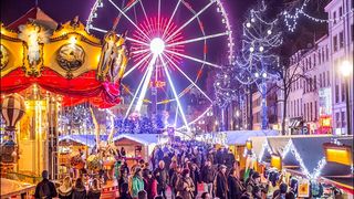 Comisia Europeană dă înapoi în scandalul momentului: „Nu interzicem și nici nu descurajăm utilizarea cuvântului Crăciun”