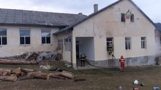 Incendiu la o școală din Gura Humorului