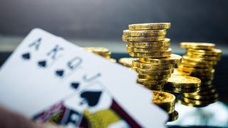 Cum să joci remi pe bani reali