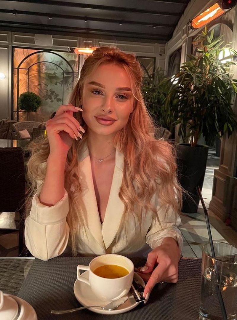 ce-s-a-ales-de-maria-de-la-puterea-dragostei