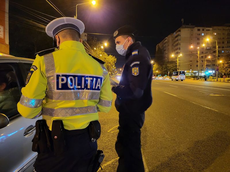 crimă arad doi tineri suspectați de ucidere