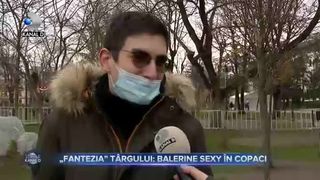 Fantezia T&acirc;rgului. Balerine sexy &icirc;n copac