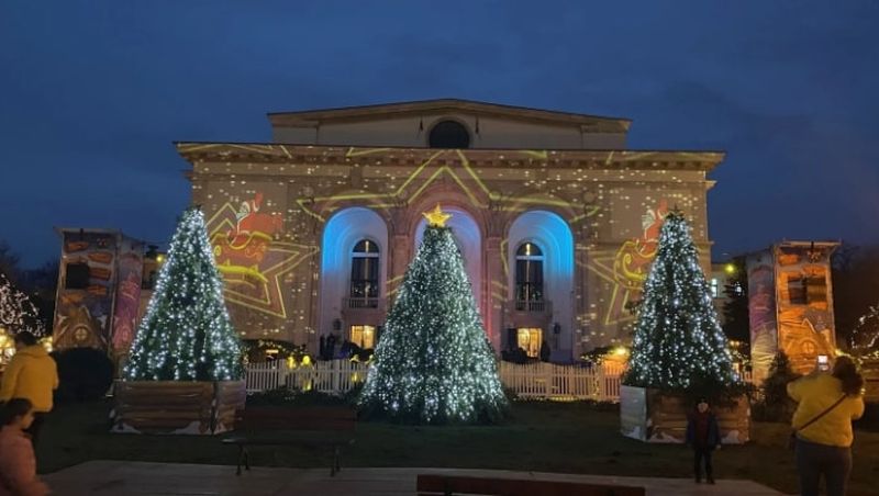 Câte târguri de Crăciun sunt deschise în București în 2021