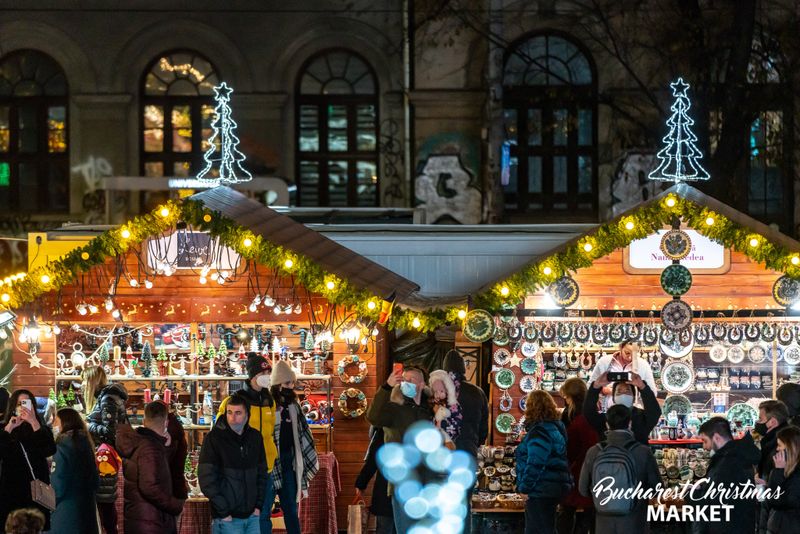 Câte târguri de Crăciun sunt deschise în București în 2021