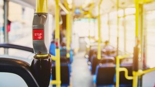 Un român este prima persoană din Roma care a fost amendată deoarece îi lipsea certificatul verde obligatoriu