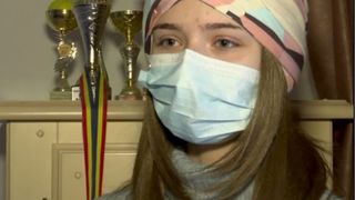 VIDEO | O tenismenă din Constanța, câștigătoare a zeci de trofee, trăiește în prag de sărbători cel mai crunt coșmar: a fost diagnosticată cu o tumoră la picior