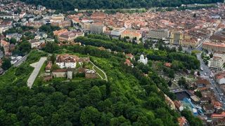 Brașov, destinație europeană de top. Turist străin: &rdquo;Este un oraș frumos. Natura este superbă&rdquo;