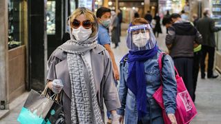 Programul marilor magazine ar putea fi prelungit până la ora 23.00 înainte de Sărbători