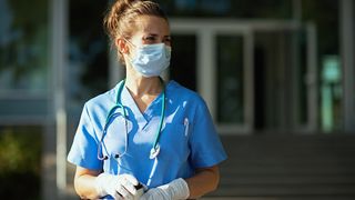 Vaccinarea devine obligatorie pentru anumite categorii profesionale, este hotărârea Guvernului ceh