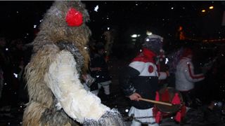 Când se merge la colindat de Crăciun și Revelion