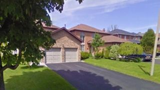 Ștefan Hrușcă &icirc;mplinește 64 de ani. De ce a ales celebrul folkist să plece &icirc;n Canada