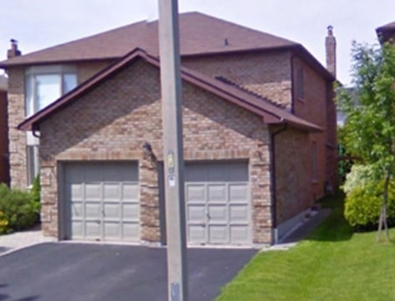 Ștefan Hrușcă împlinește 64 de ani. De ce a ales celebrul folkist să plece în Canada