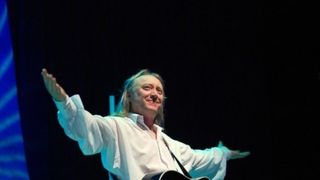 Ștefan Hrușcă împlinește 64 de ani. De ce a ales celebrul folkist să plece în Canada