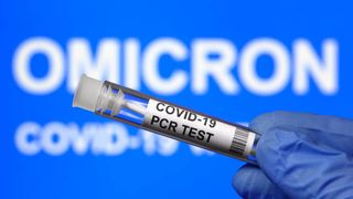 Marea Britanie a confirmat 437 de infectări cu noua variantă Omicron