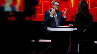 Victor Ciorbea, invitat duminica aceasta, la &ldquo;40 de &icirc;ntrebări cu Denise Rifai&rdquo;: &ldquo;Ați scăpat de &icirc;nchisoare ca prin urechile acului?&rdquo;