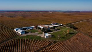 S&acirc;mbăta aceasta, de la ora 15:00, &icirc;n &ldquo;ROventura&rdquo;,  Povești de călătorie pe tăr&acirc;mul vinului