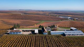 S&acirc;mbăta aceasta, de la ora 15:00, &icirc;n &ldquo;ROventura&rdquo;,  Povești de călătorie pe tăr&acirc;mul vinului