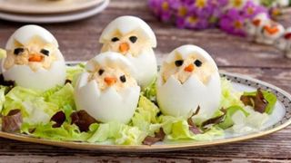 Ouă umplute - reţeta perfectă de Crăciun şi Anul Nou