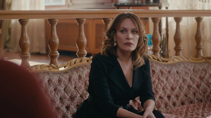  „Prizoniera destinului”