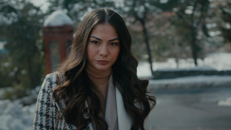  „Prizoniera destinului”