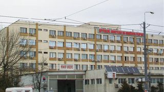 Șefa de la Resurse Umane a Spitalului Județean Ploiești este cercetată pentru luare de mită. I-a fost suspendat contractul