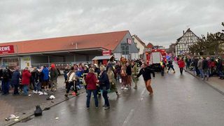 Un bărbat care a intrat cu maşina &icirc;ntr-o paradă, condamnat la &icirc;nchisoare pe viaţă