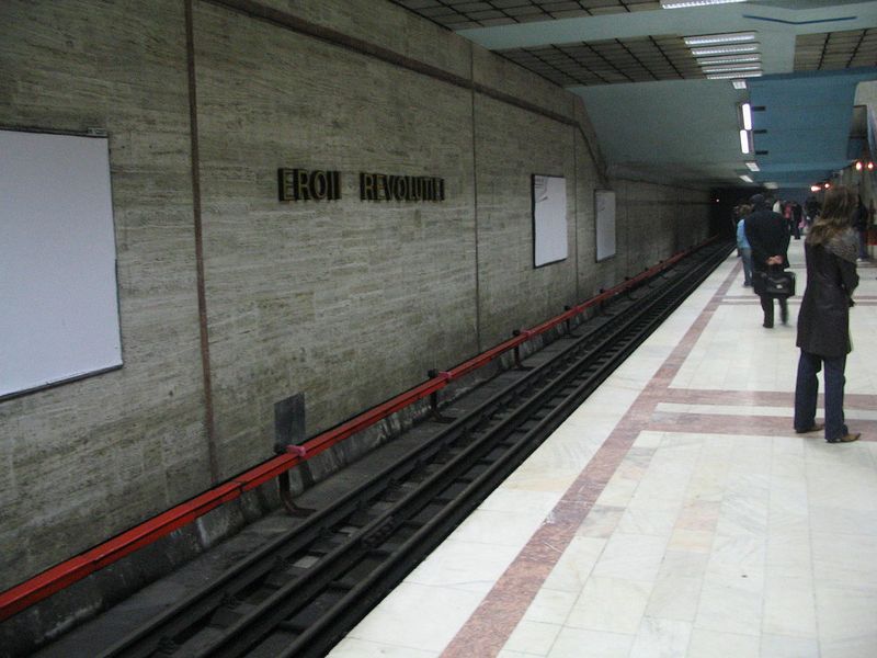 Alertă la o stație de metrou din București. Accesul a fost restricţionat temporar