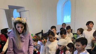 EXCLUSIV | Mona de la „Puterea Dragostei”, înger pentru zeci de copii, în prag de sărbători
