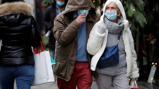 Pfizer: Pandemia s-ar putea extinde până în 2024