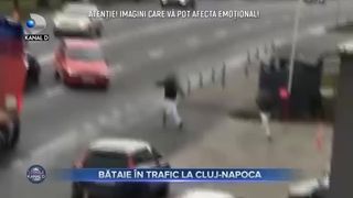 Bătaie &icirc;n trafic la Cluj-Napoca