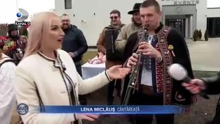 Vedetele au gustat din pomana porcului