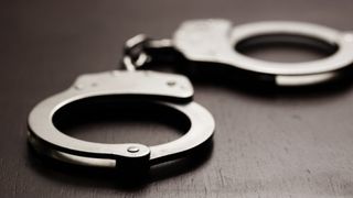 Directorul general adjunct al APIA, prins în flagrant după ce ar fi pretins suma de 2.000 de euro de la o persoană