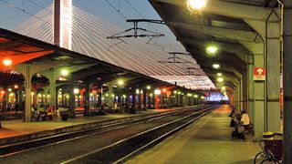 Călătorii din Gara de Nord au rămas &icirc;n beznă totală