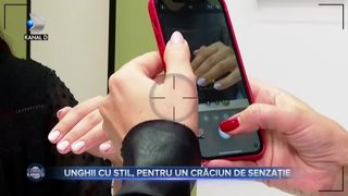 Unghii cu stil, pentru un Crăciun de senzație