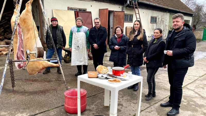 Sâmbătă, de la ora 15:00, în „ROventura”, Crăciun de poveste la Săvârșîn