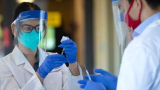 Bilanț Covid-19. Peste 700 de cazuri noi  &icirc;n ultimele 24 de ore